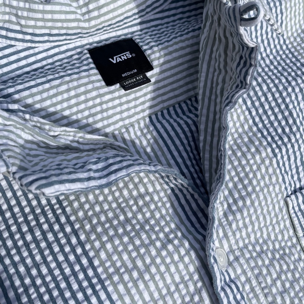 Vans Men's Blue off the wall Striped button Shirt Size medium loose fit Rare!! 🔥 - Picture 3 of 6